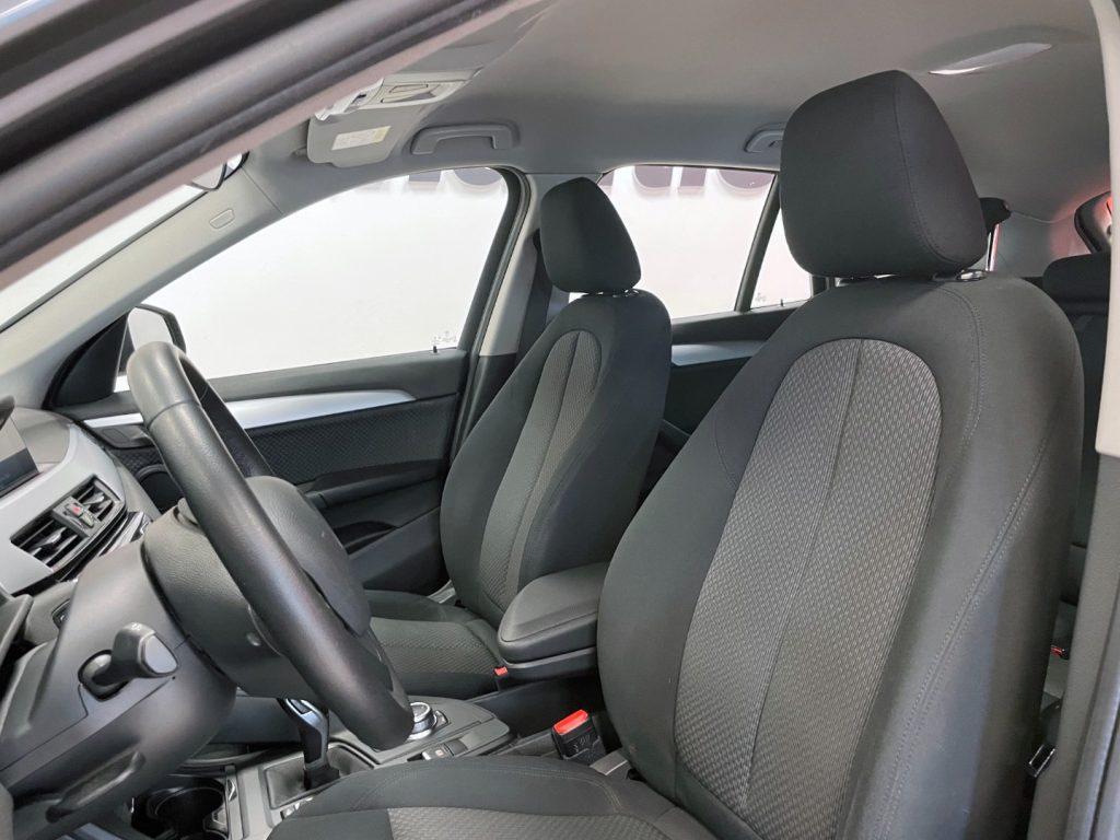 BMW X1 SDRIVE 18D BUSINESS AUTO MY18 - 17