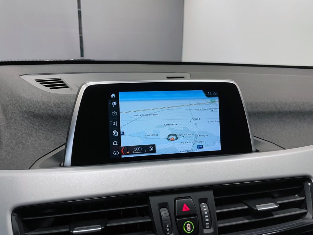 BMW X1 SDRIVE 18D BUSINESS AUTO MY18 - 22