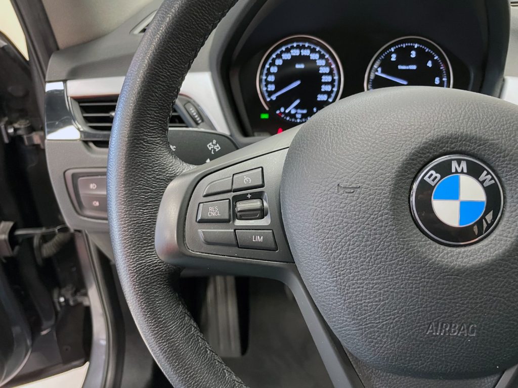 BMW X1 SDRIVE 18D BUSINESS AUTO MY18 - 43