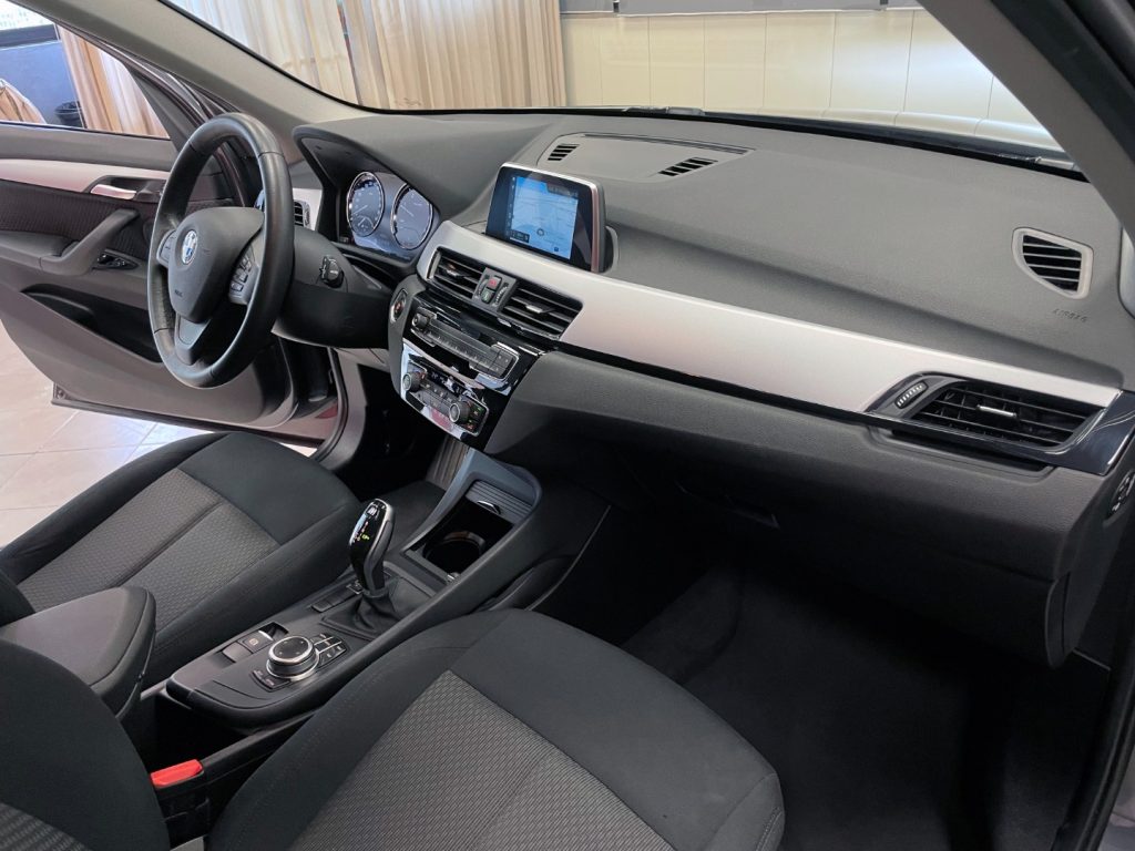 BMW X1 SDRIVE 18D BUSINESS AUTO MY18 - 49