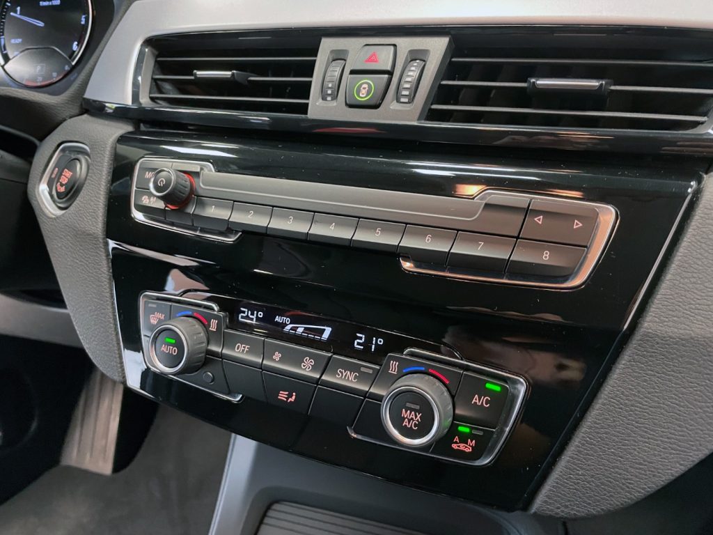 BMW X1 SDRIVE 18D BUSINESS AUTO MY18 - 52