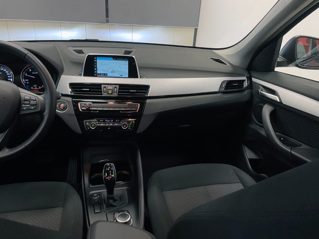 BMW X1 SDRIVE 18D BUSINESS AUTO MY18 - 56