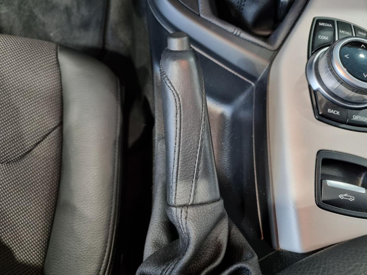 BMW 218 i Cabrio Advantage - 30