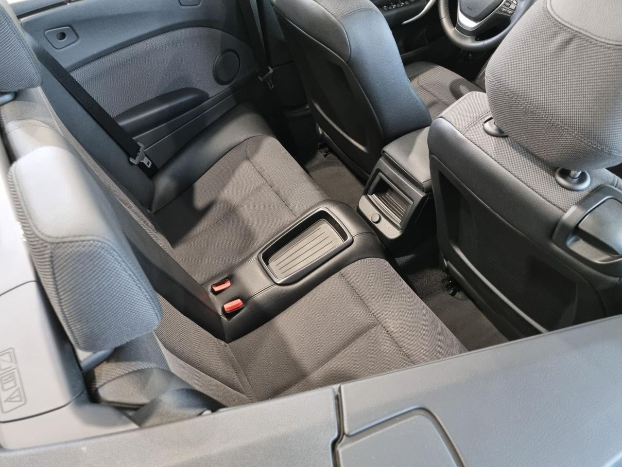 BMW 218 i Cabrio Advantage - 26