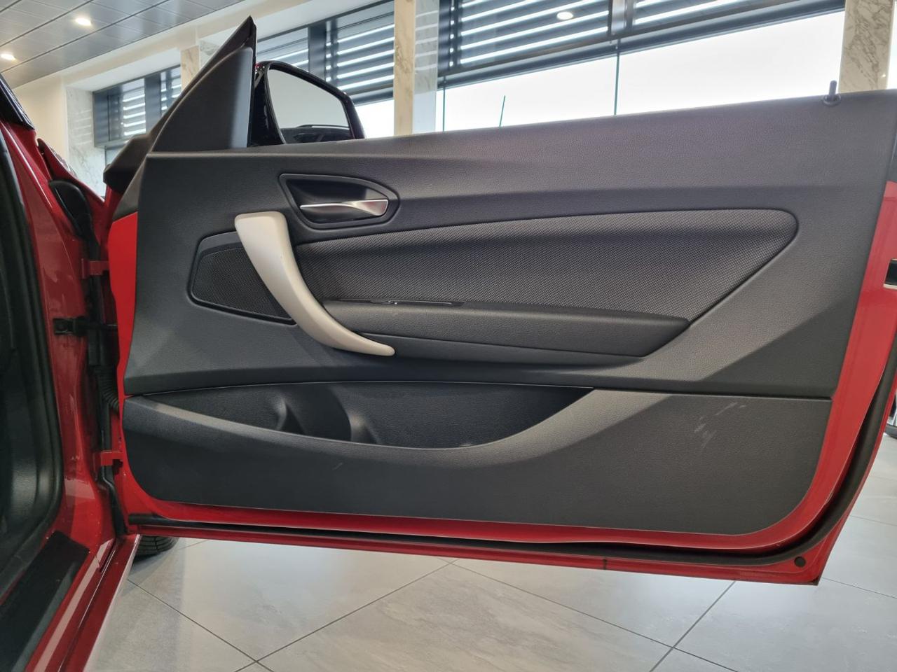 BMW 218 i Cabrio Advantage - 27