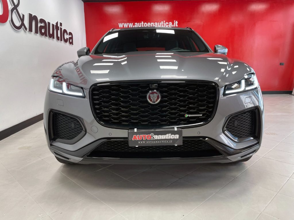 JAGUAR F-Pace 2.0d MHEV R-DYNAMIC HSE AWD 204CV - IVA DEDUCIBILE - 4
