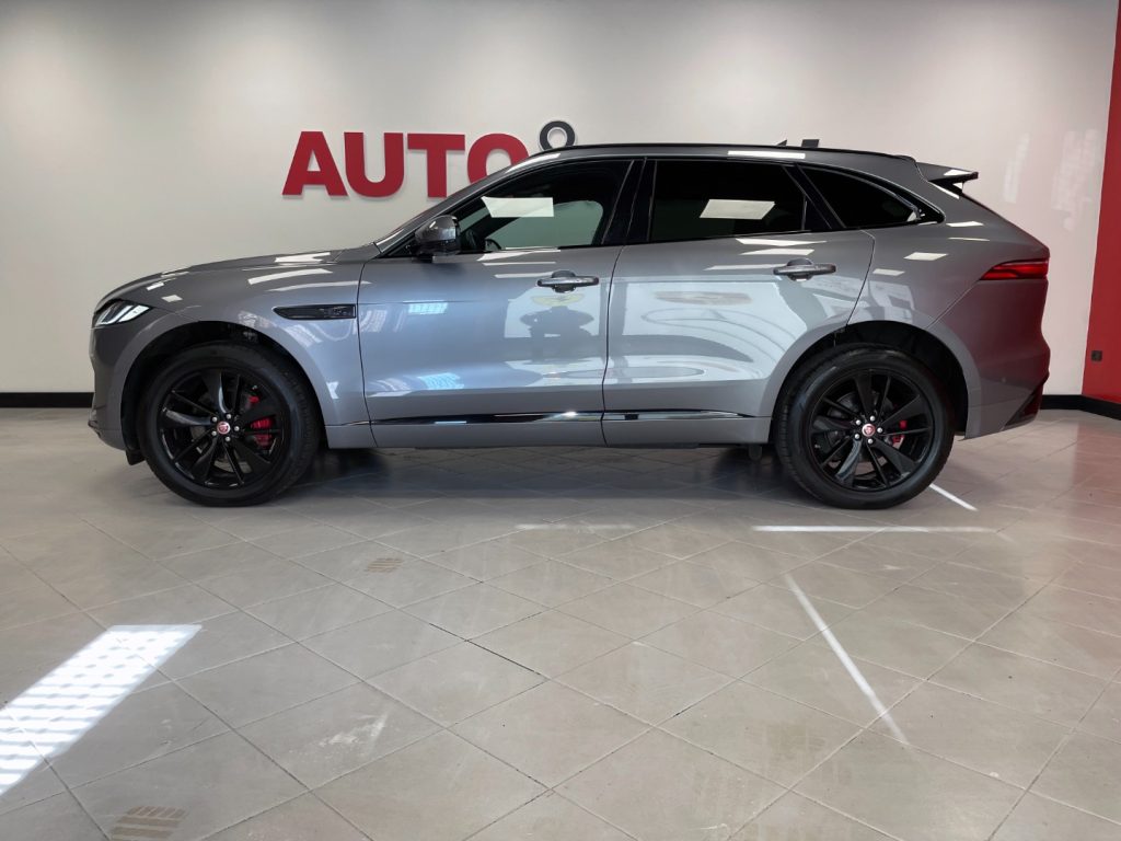 JAGUAR F-Pace 2.0d MHEV R-DYNAMIC HSE AWD 204CV - IVA DEDUCIBILE - 6