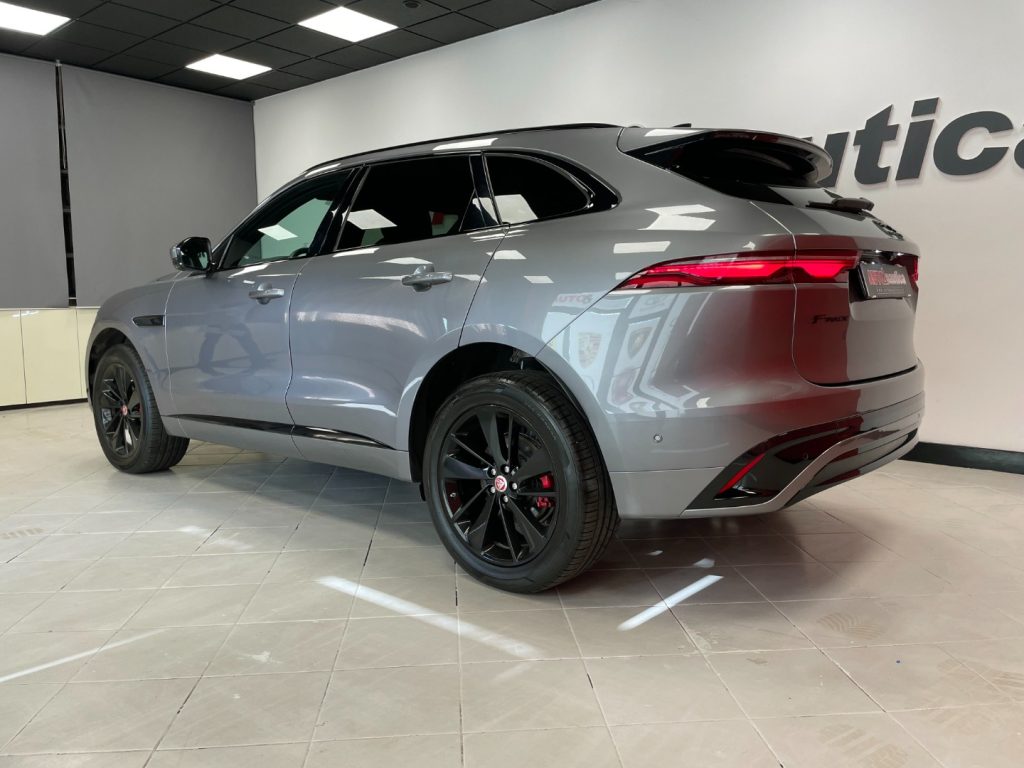 JAGUAR F-Pace 2.0d MHEV R-DYNAMIC HSE AWD 204CV - IVA DEDUCIBILE - 8