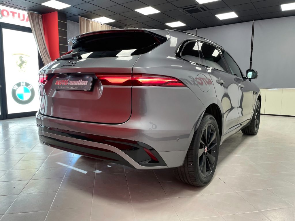 JAGUAR F-Pace 2.0d MHEV R-DYNAMIC HSE AWD 204CV - IVA DEDUCIBILE - 12