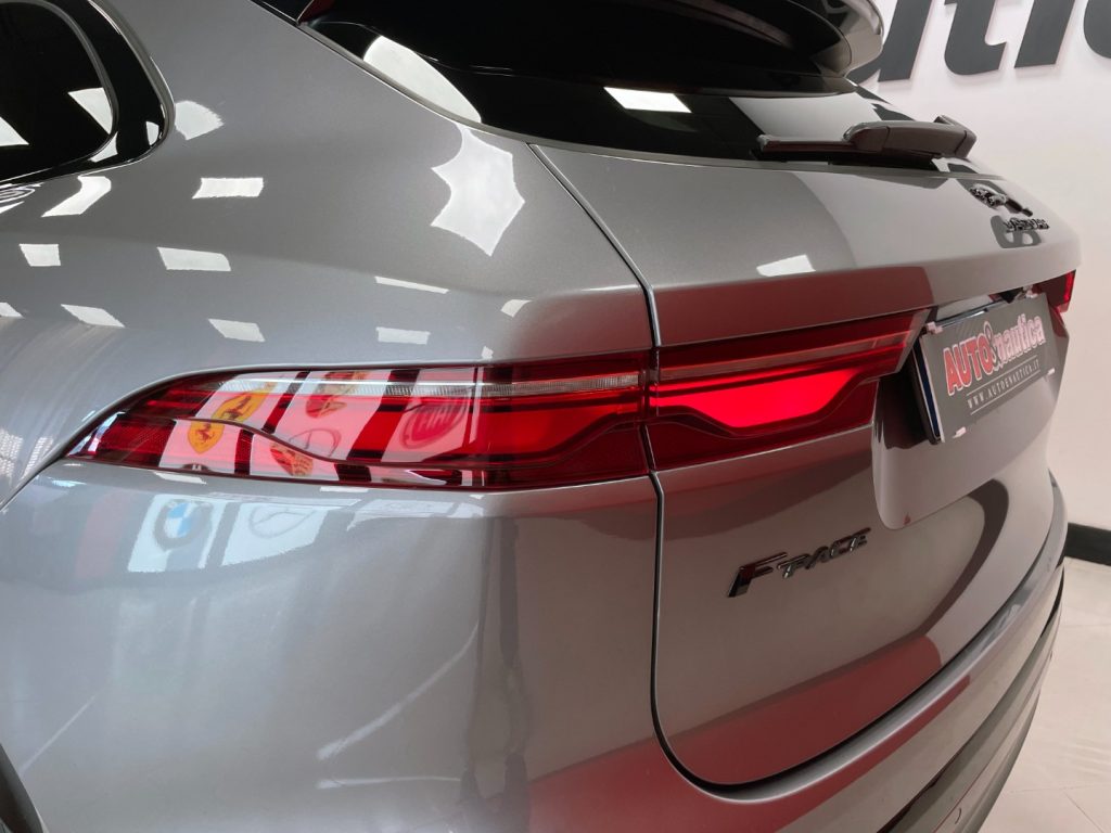 JAGUAR F-Pace 2.0d MHEV R-DYNAMIC HSE AWD 204CV - IVA DEDUCIBILE - 15