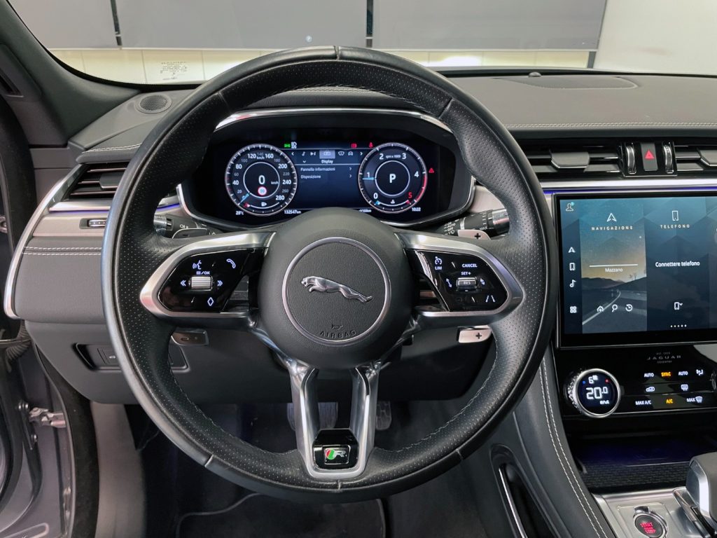 JAGUAR F-Pace 2.0d MHEV R-DYNAMIC HSE AWD 204CV - IVA DEDUCIBILE - 20