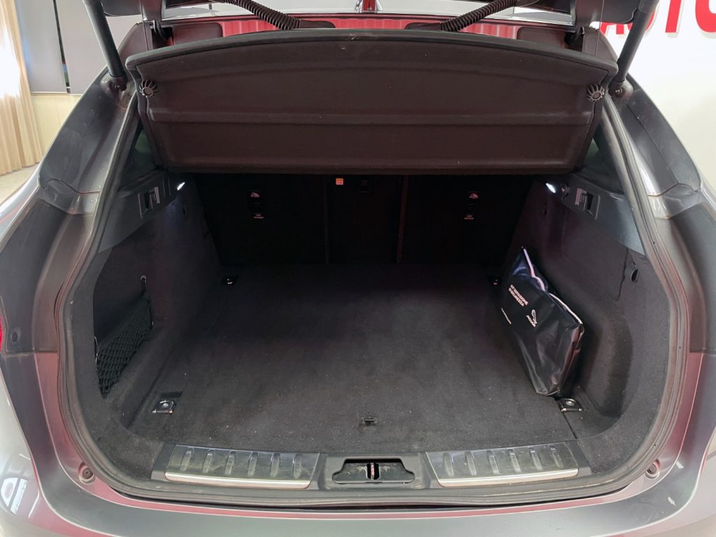 JAGUAR F-Pace 2.0d MHEV R-DYNAMIC HSE AWD 204CV - IVA DEDUCIBILE - 30