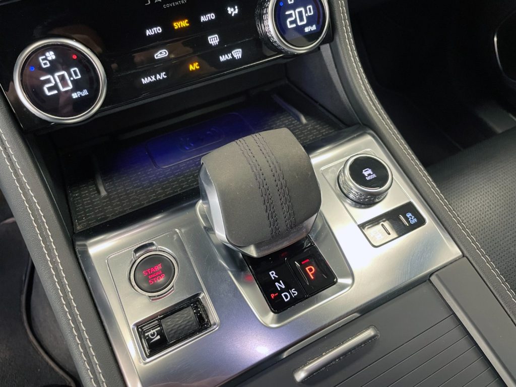 JAGUAR F-Pace 2.0d MHEV R-DYNAMIC HSE AWD 204CV - IVA DEDUCIBILE - 43