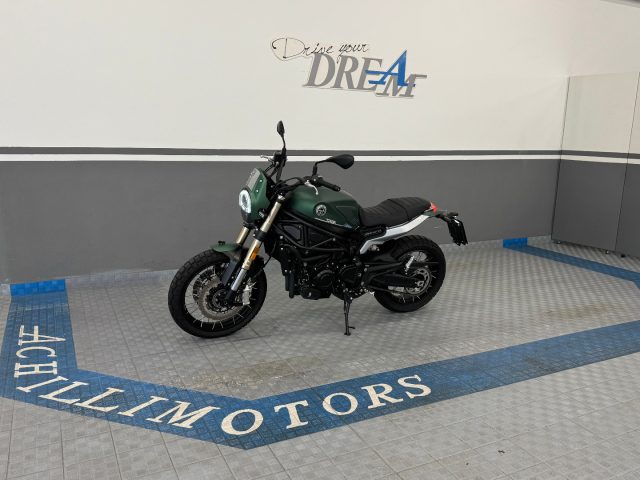BENELLI Leoncino 800 Amethyst pastello