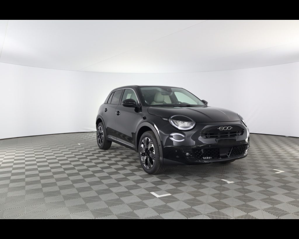 FIAT 600 Hybrid My25 La Prima Hybrid 100cv - 4