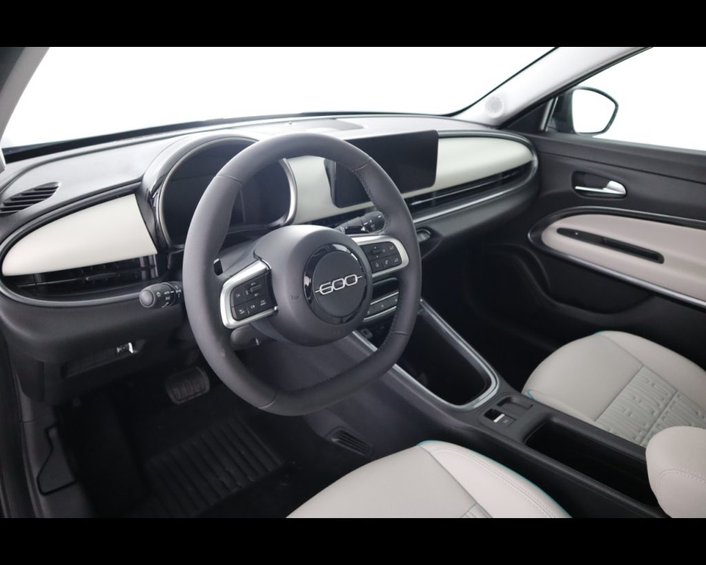 FIAT 600 Hybrid My25 La Prima Hybrid 100cv - 13