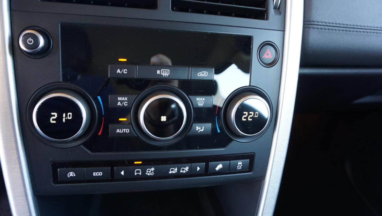 LAND ROVER Discovery Sport 2.0 TD4 150 CV Auto Business Edition - 27