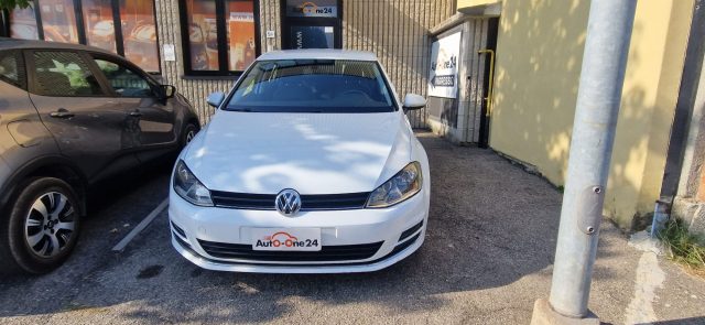 VOLKSWAGEN Golf Bianco metallizzato