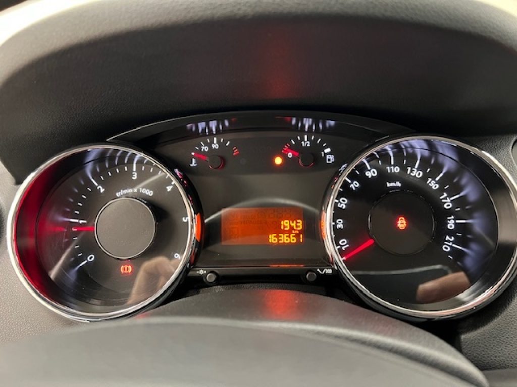 PEUGEOT 5008 I -  1.6 hdi 8v Active 115cv - 12