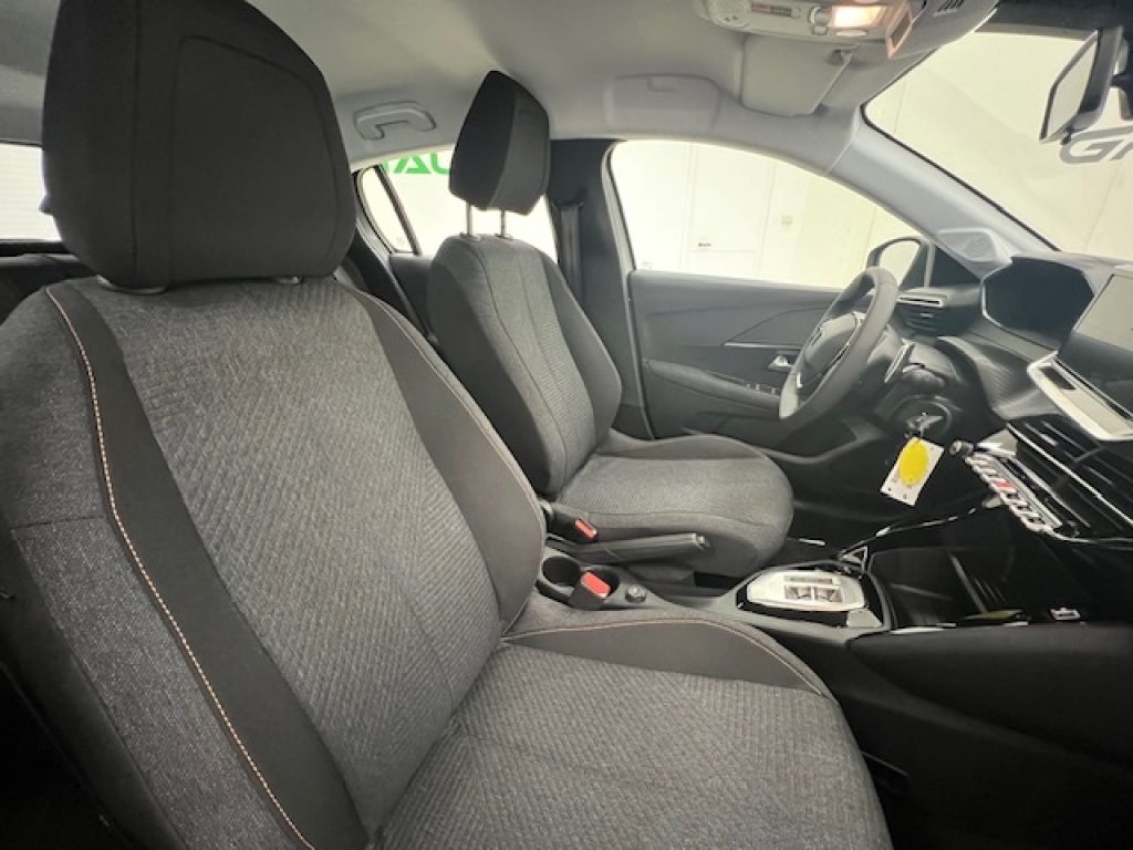 PEUGEOT 208 II 2023 -  1.2 hybrid Style 110cv e-dcs 6 - 7