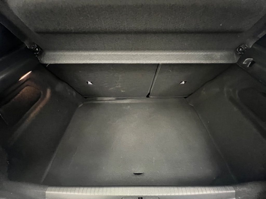 PEUGEOT 208 II 2023 -  1.2 hybrid Style 110cv e-dcs 6 - 17