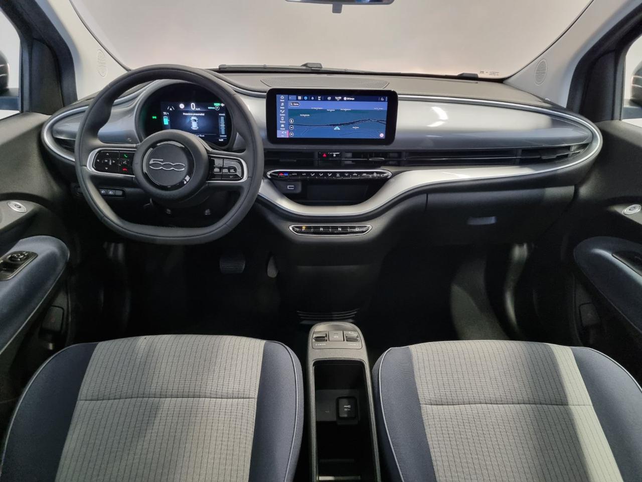 FIAT 500e Berlina 42 kWh Icon - 24