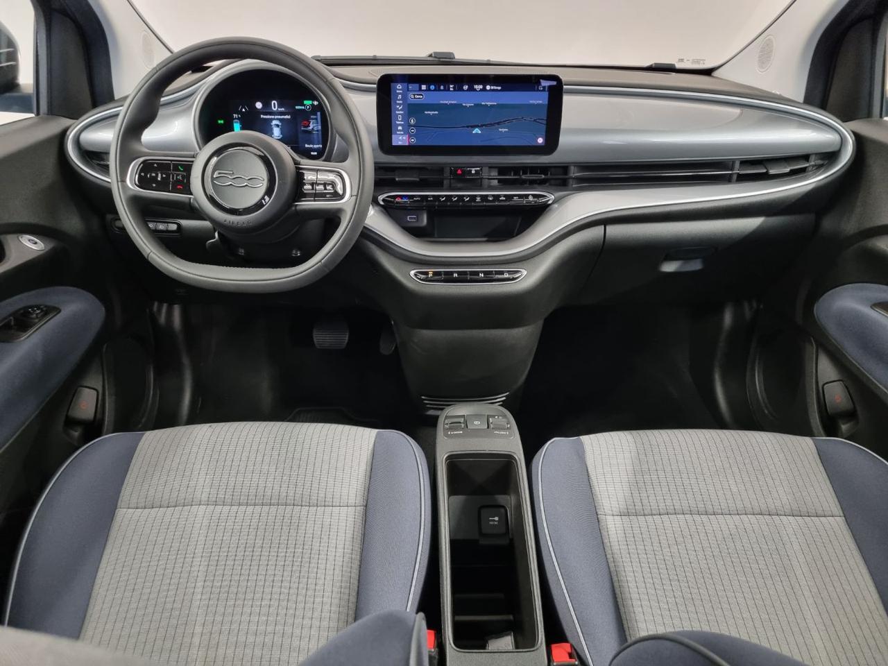 FIAT 500e Berlina 42 kWh Icon - 7