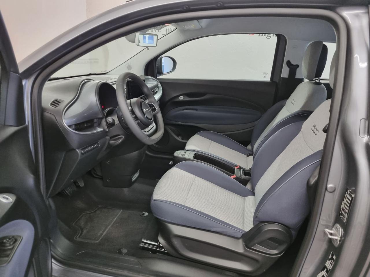 FIAT 500e Berlina 42 kWh Icon - 8