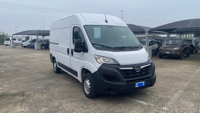 OPEL Movano Bianco pastello