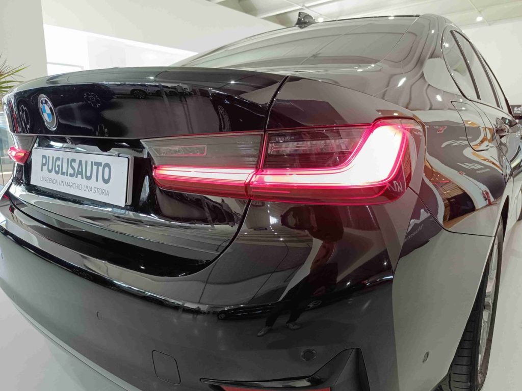 BMW 316 d 48V Sport - 24