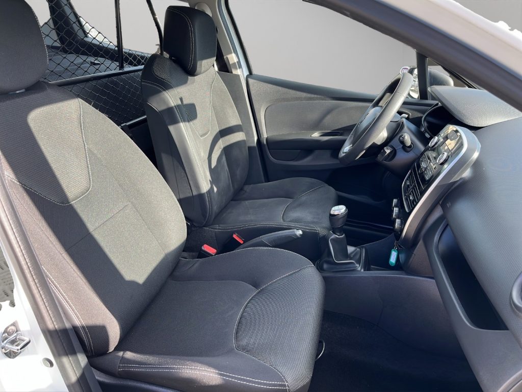 RENAULT Clio VAN 1.5DCI 2 POSTI - 9