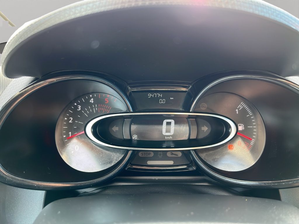 RENAULT Clio VAN 1.5DCI 2 POSTI - 12