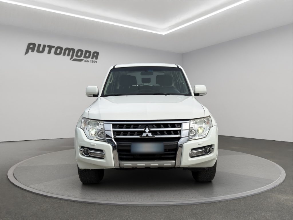 MITSUBISHI Pajero 3.2 5p. 7 POSTI - GANCIO - 2