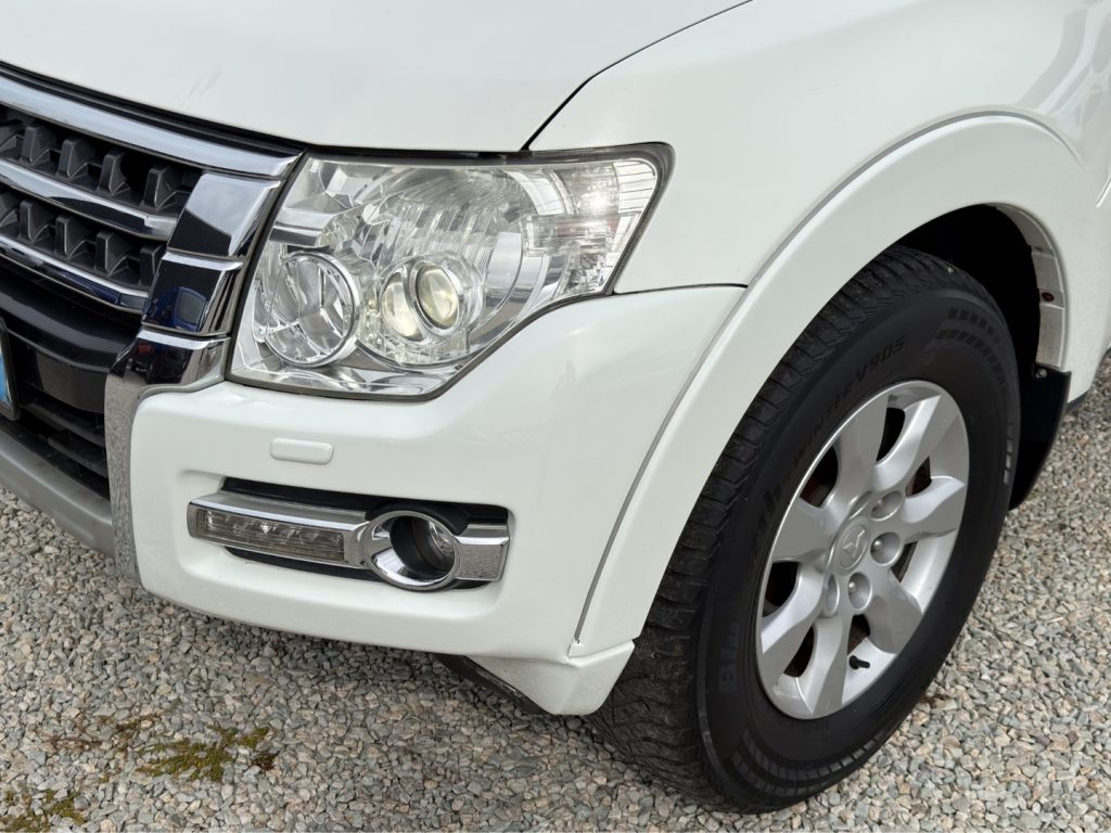 MITSUBISHI Pajero 3.2 5p. 7 POSTI - GANCIO - 18