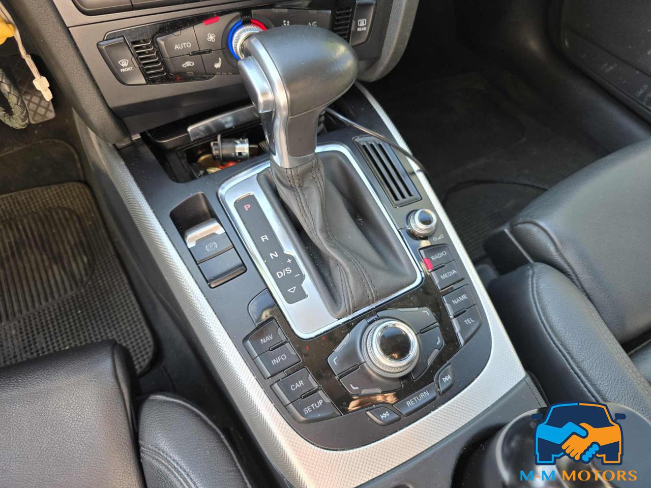 AUDI A4 Avant 2.0 TDI clean diesel Business Plus - 16