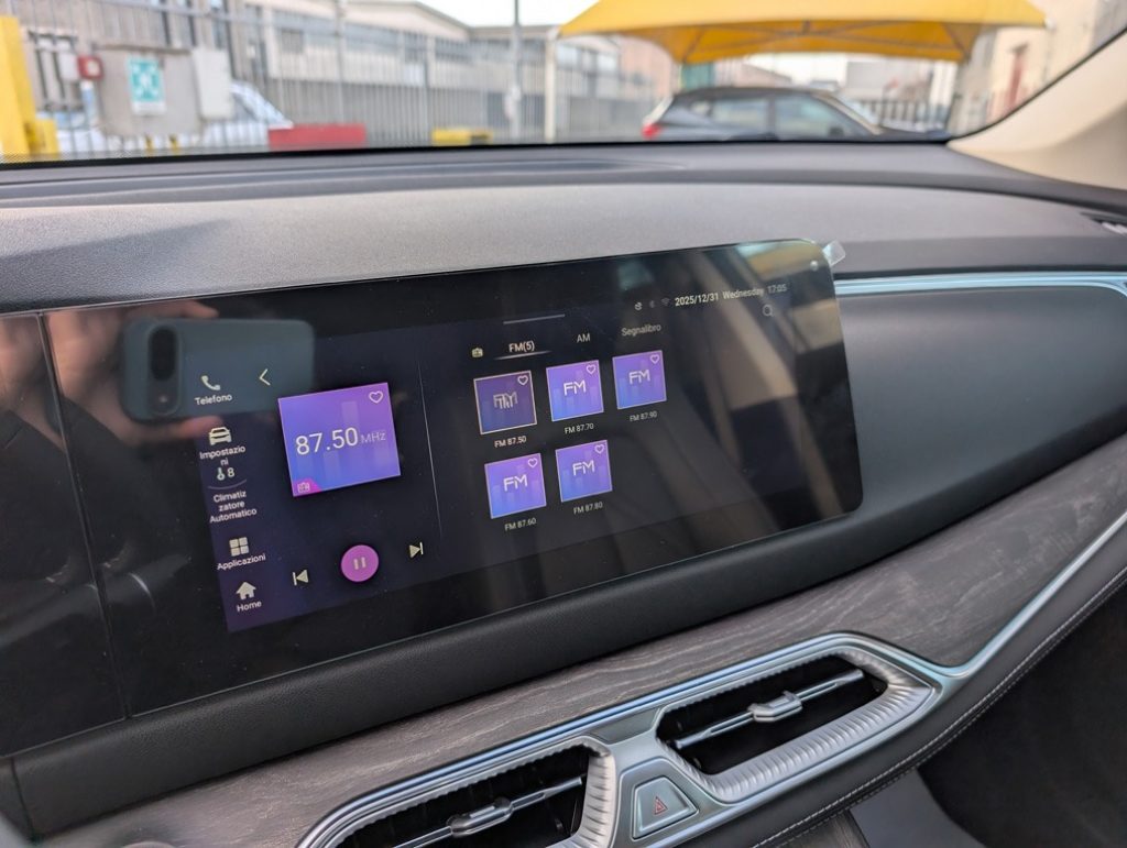 DFSK E5 E5 PLUG IN HYBRID VERSIONE BUSINESS - 14