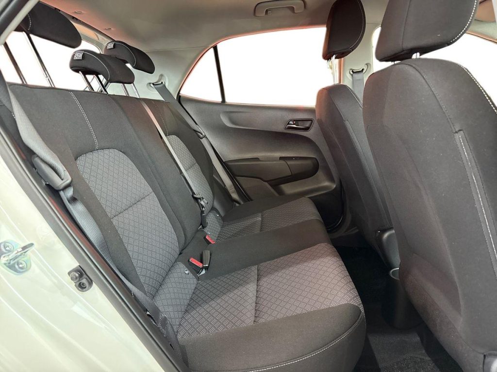 KIA Picanto 1.0 12V 5 porte Urban - 11