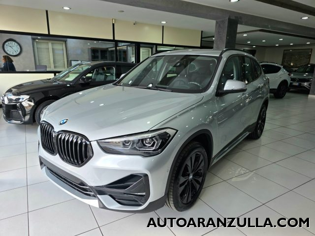 BMW X1 Grigio Glacier  metallizzato