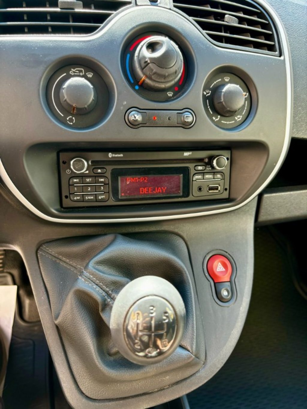 RENAULT Kangoo