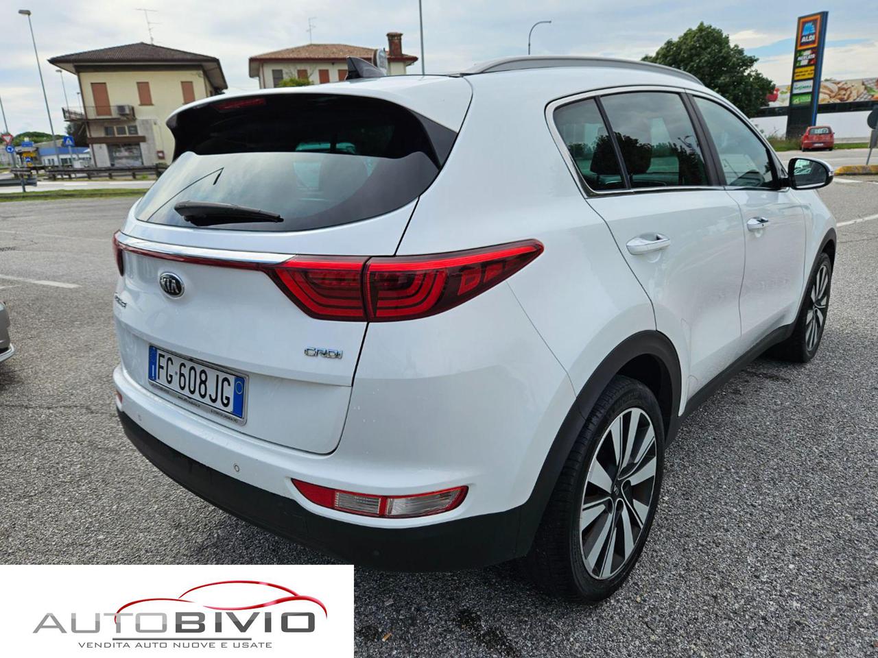 KIA Sportage 1.7 CRDI 2WD Cool - 6