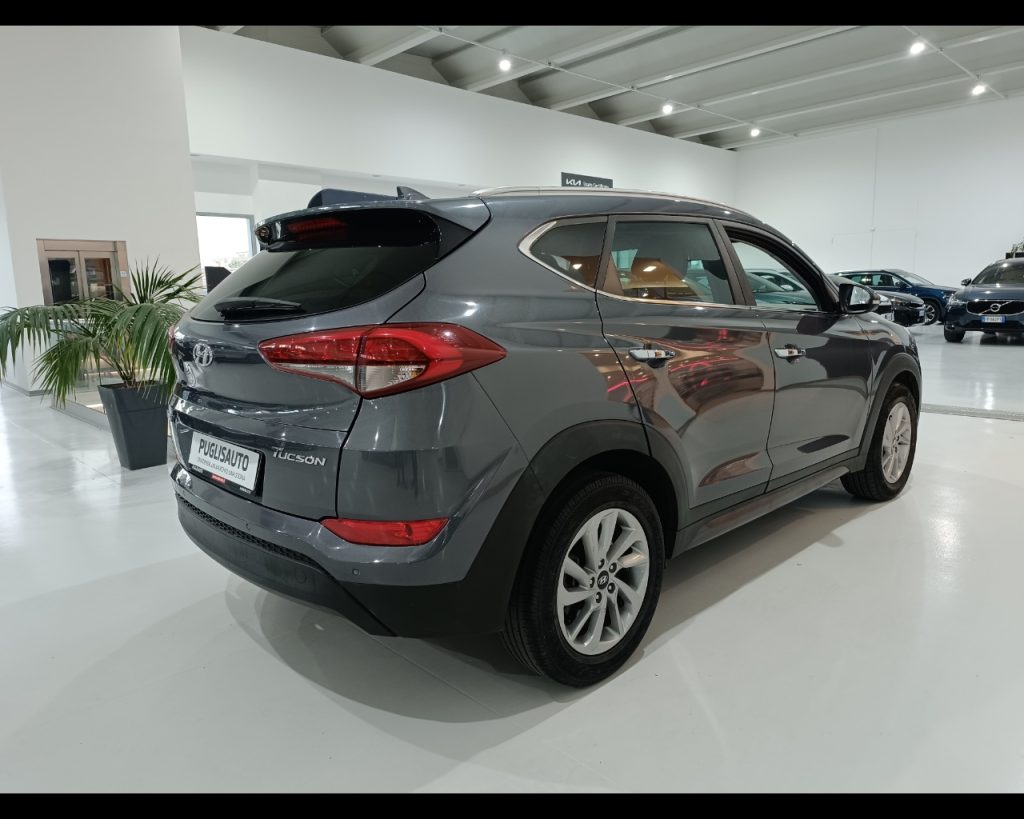 HYUNDAI Tucson 1.7 CRDi DCT XPossible - 4