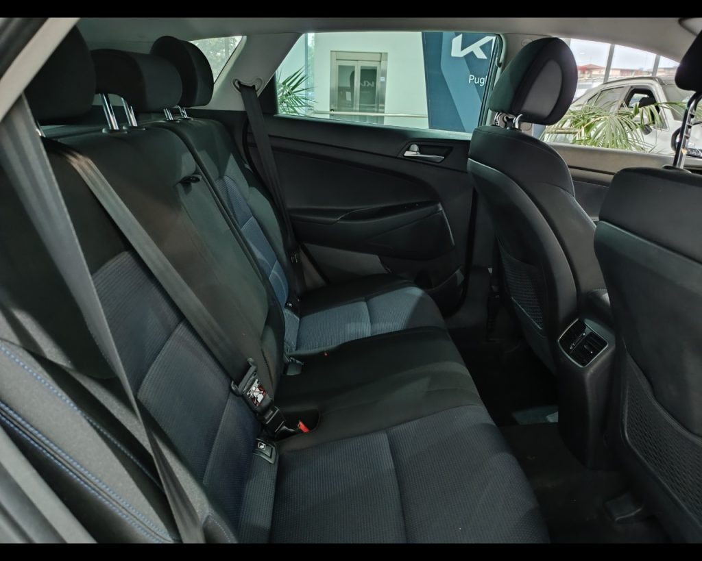 HYUNDAI Tucson 1.7 CRDi DCT XPossible - 16