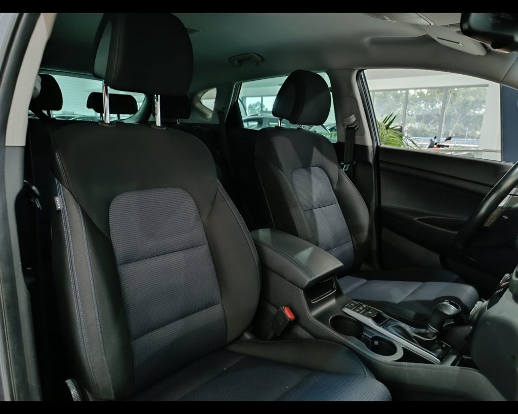 HYUNDAI Tucson 1.7 CRDi DCT XPossible - 17