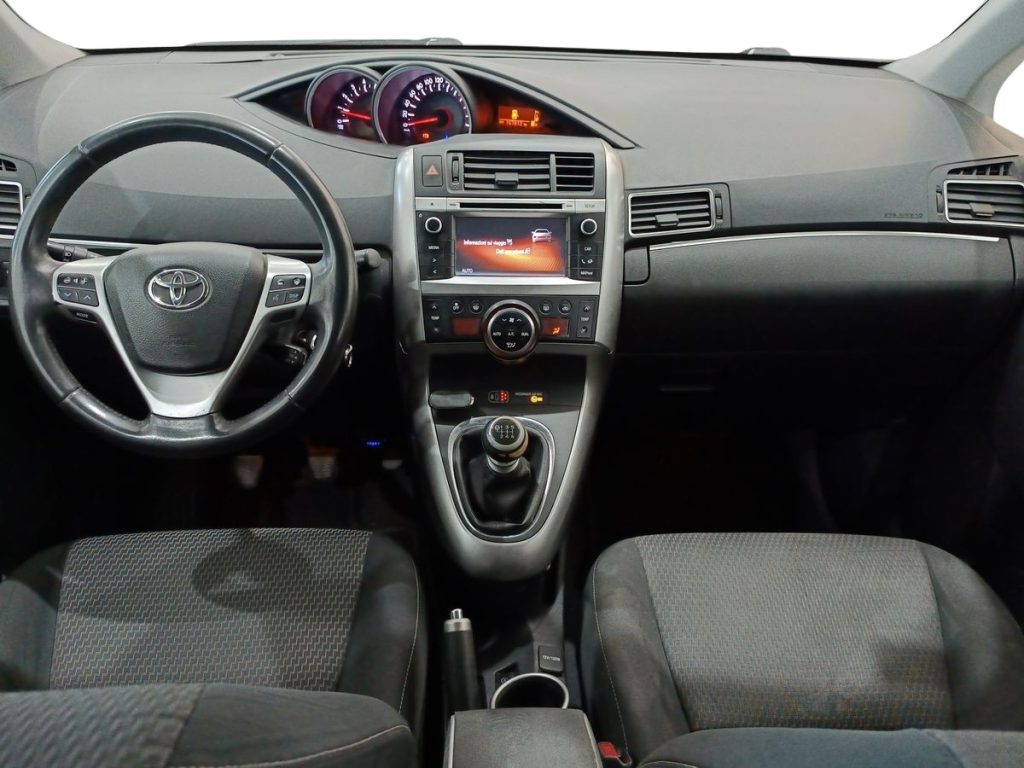 TOYOTA Verso 1.6 D-4D Active 7 posti - 7