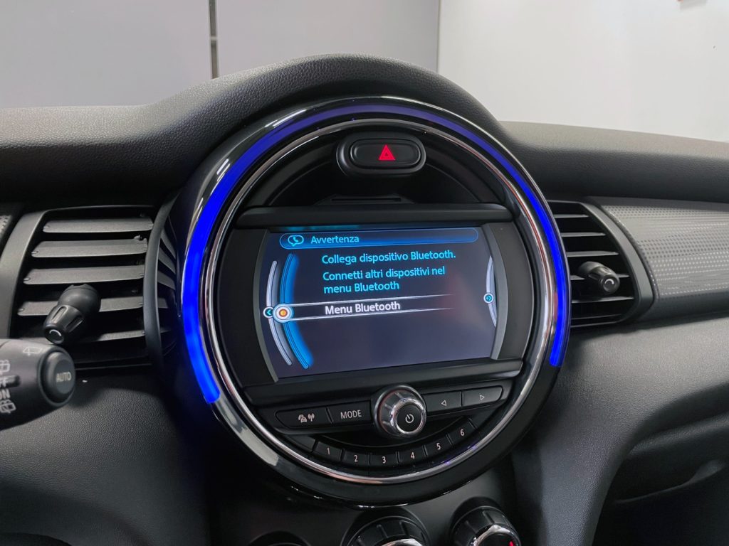 MINI Cooper D 1.5 COOPER D BUSINESS 3P - 21