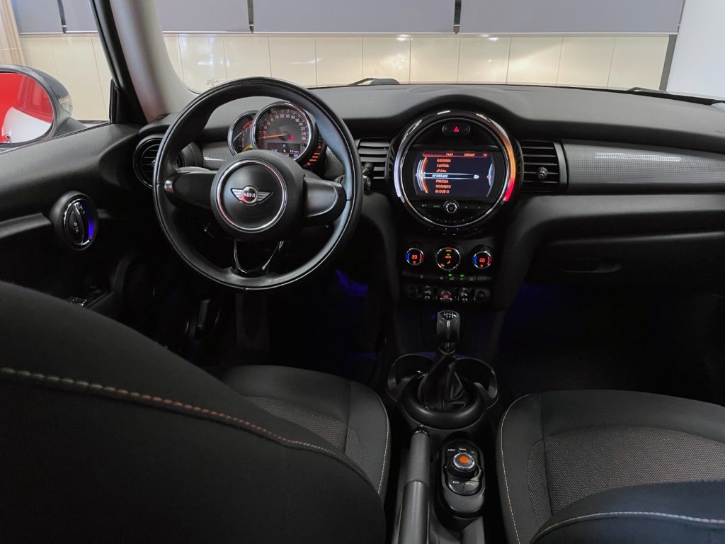 MINI Cooper D 1.5 COOPER D BUSINESS 3P - 28