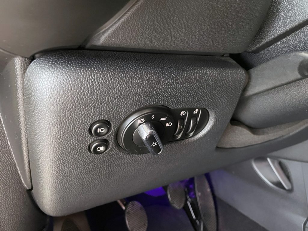 MINI Cooper D 1.5 COOPER D BUSINESS 3P - 43