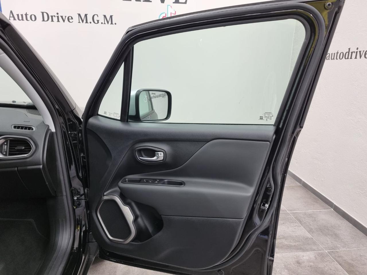 JEEP Renegade 1.5 Turbo T4 MHEV Limited - 24