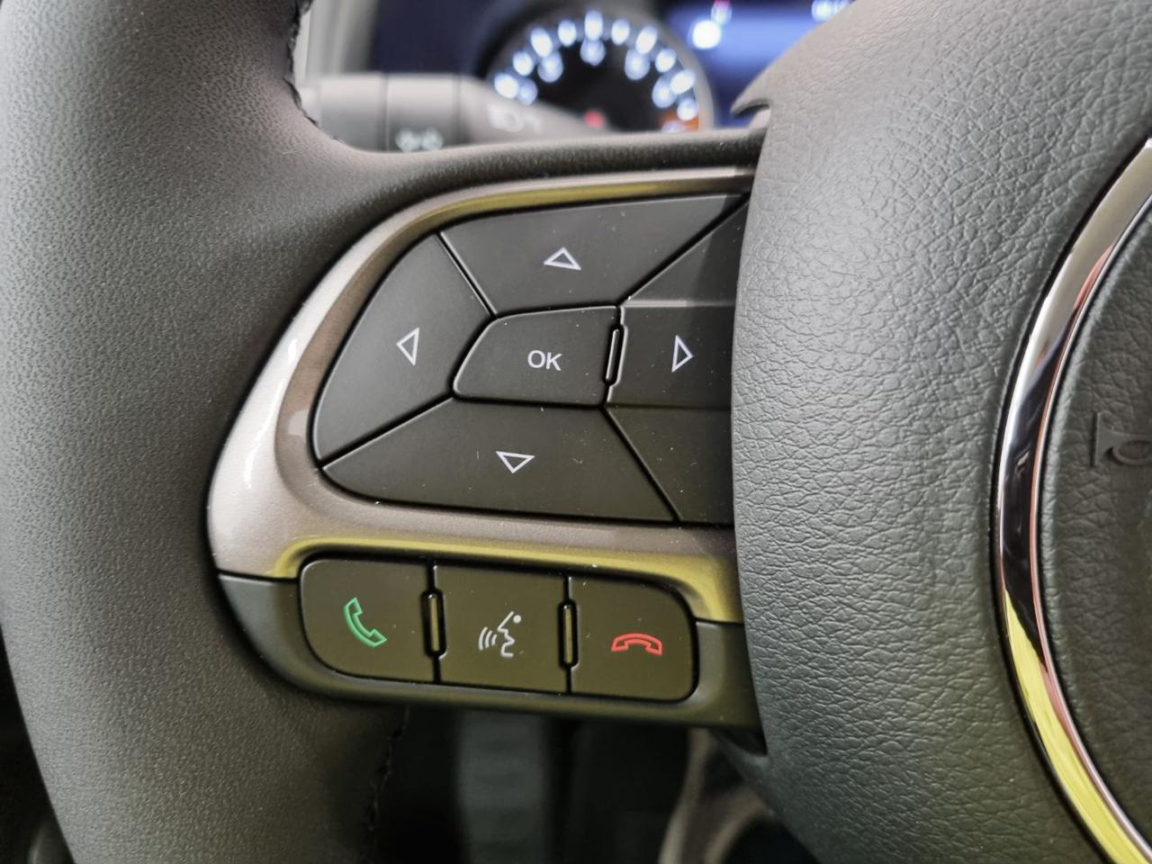 JEEP Renegade 1.5 Turbo T4 MHEV Limited - 26