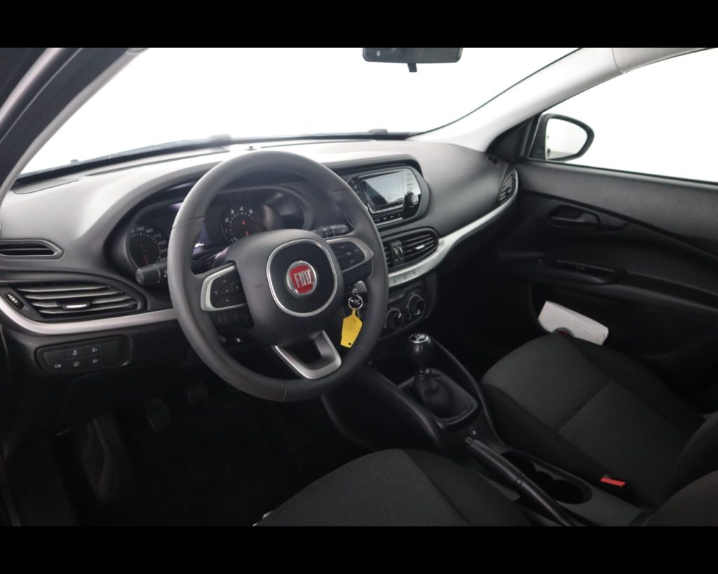 FIAT Tipo SW 1.4 Street 95cv my20 - 13